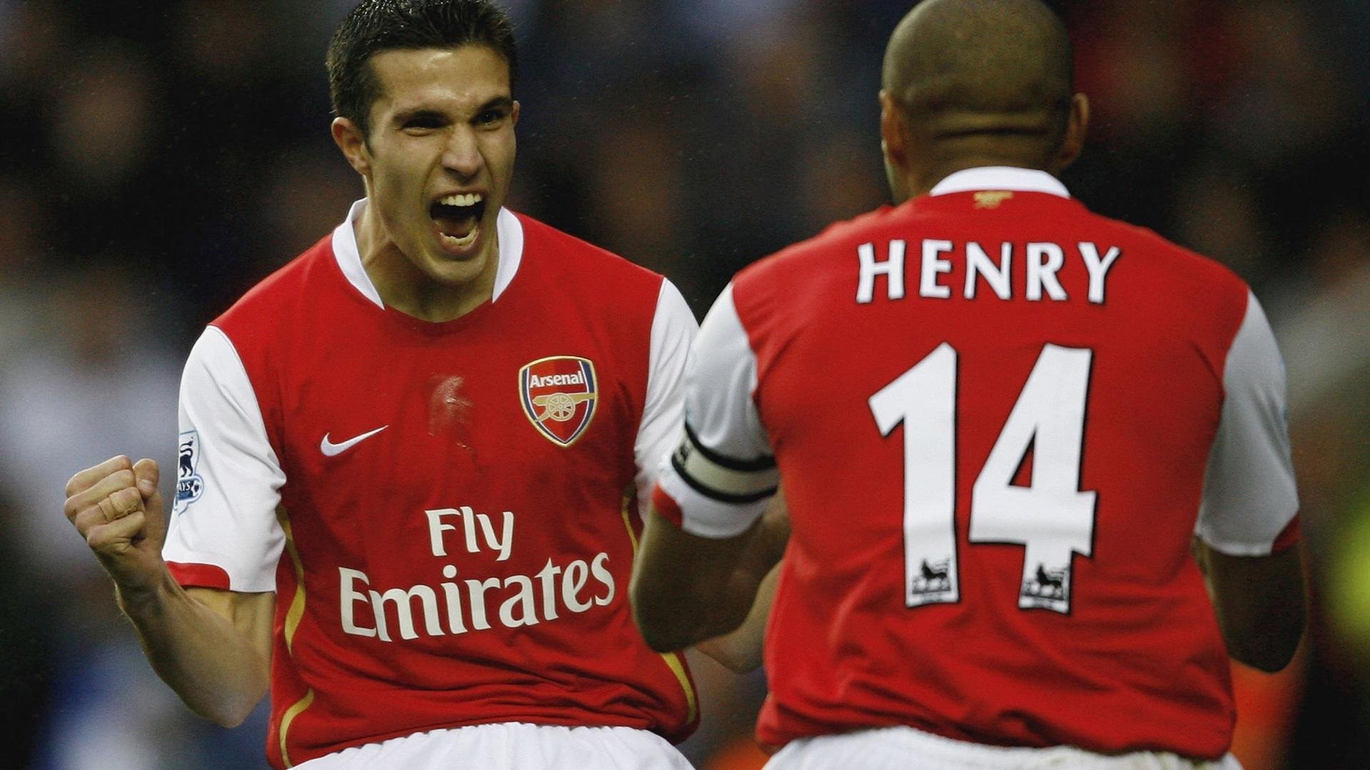 萨拉赫回归赛场,首战惊艳,巴塞罗那激情沸腾!